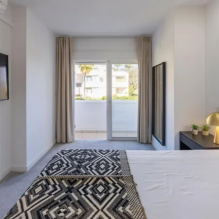 Holiday home Charming Townhouse With Pool In Nueva Andalucia Marbella
