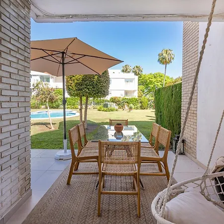 Charming Townhouse With Pool In Nueva Andalucia Marbella