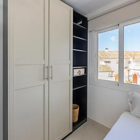 Charming Townhouse With Pool In Nueva Andalucia Marbella