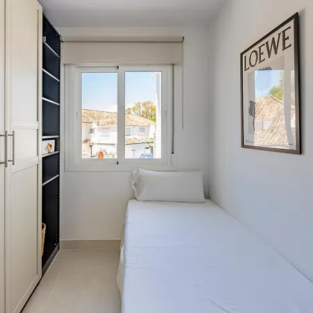 Holiday home Charming Townhouse With Pool In Nueva Andalucia Marbella